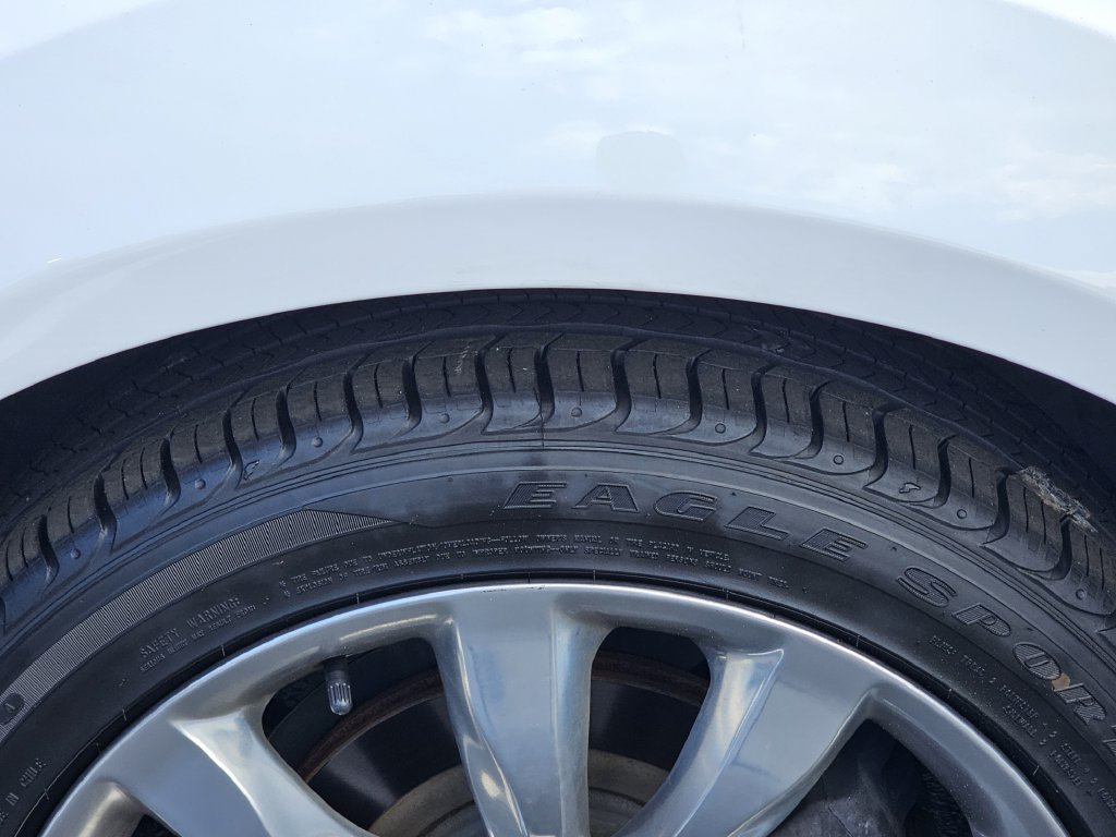 Used 2018 Chrysler 300 Limited w/ Safetytec Plus Group RWD image 29