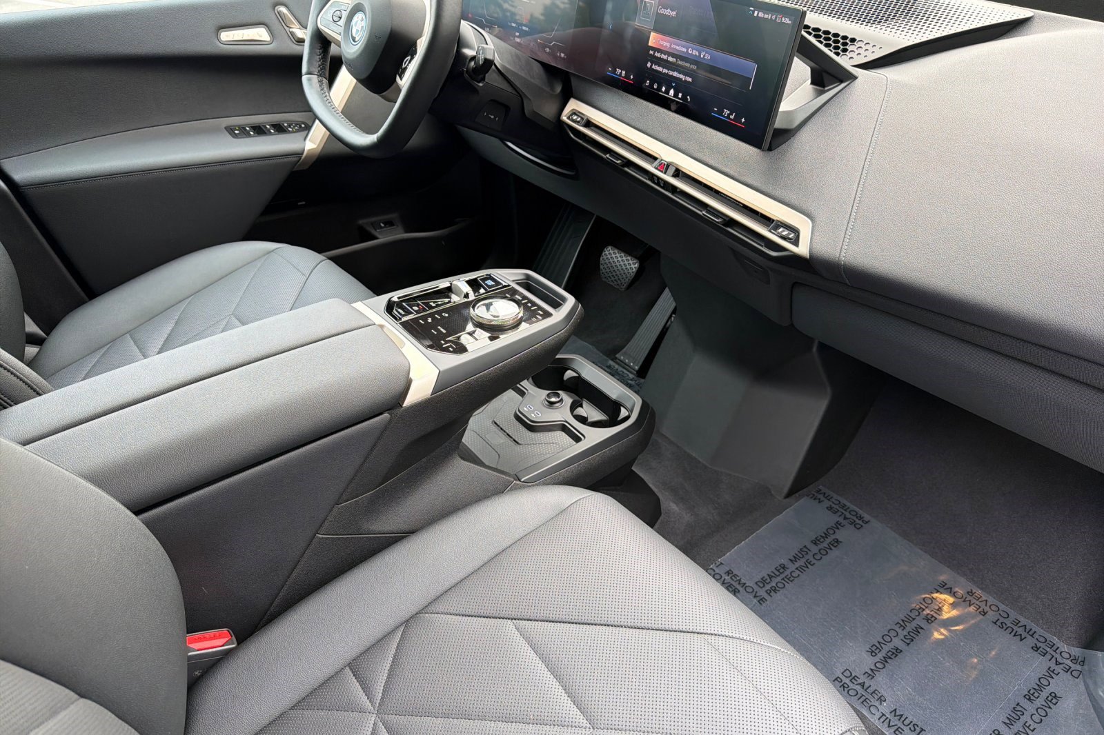 Certified 2025 BMW iX xDrive50 w/ Premium Package AWD/4WD image 19