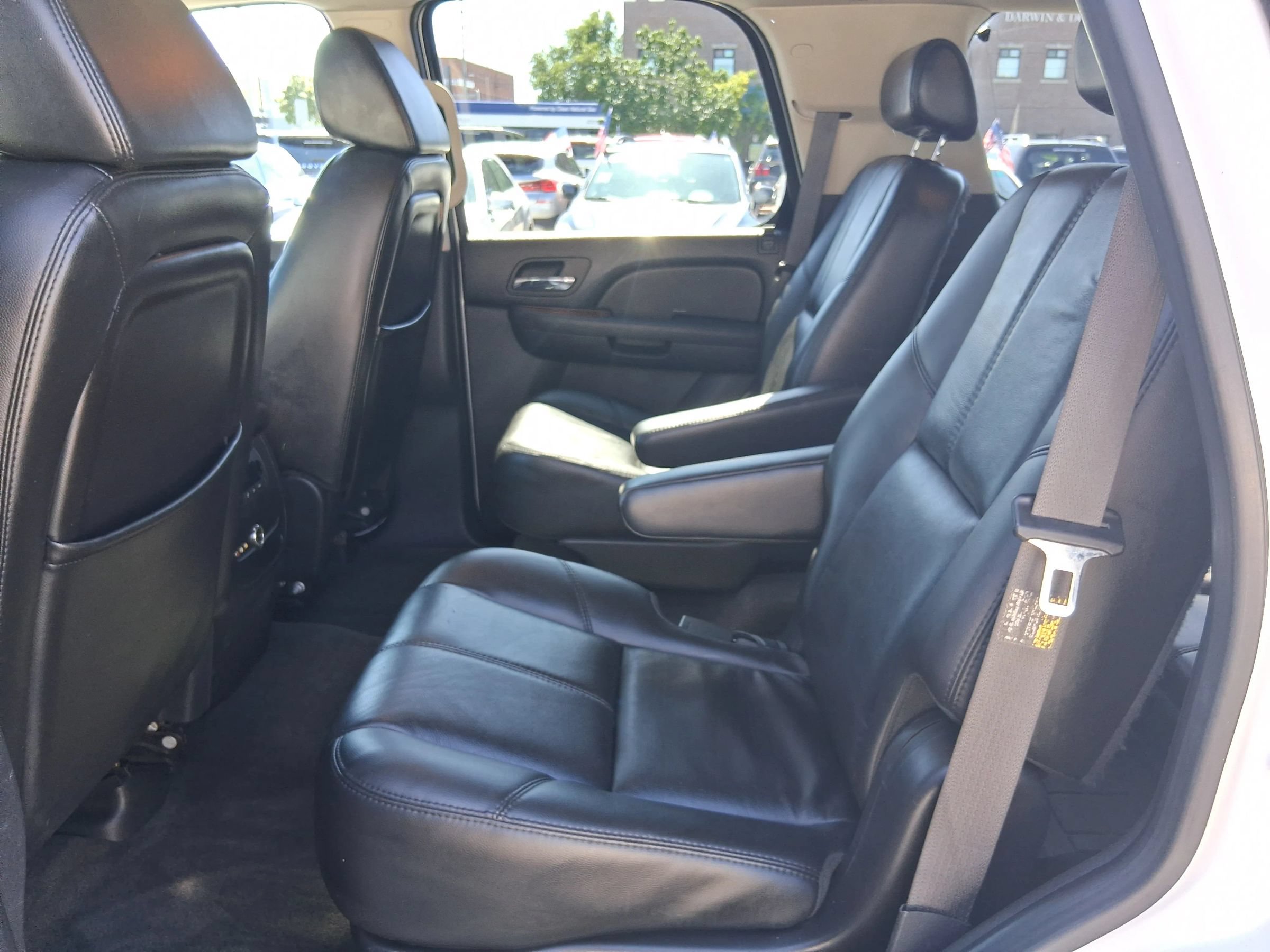 Used 2007 GMC Yukon SLT w/ SLT Preferred Equipment Group AWD/4WD image 11