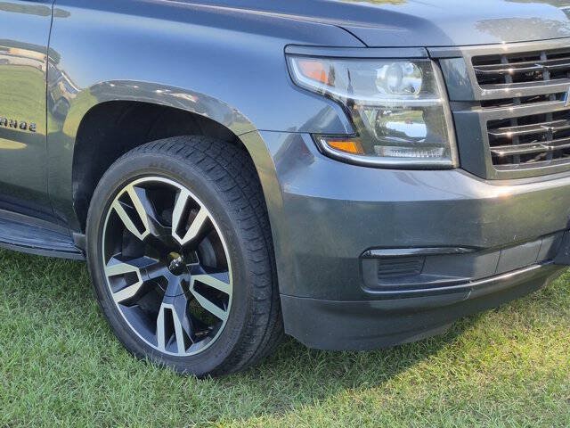 Used 2020 Chevrolet Tahoe LT w/ RST Edition AWD/4WD image 9