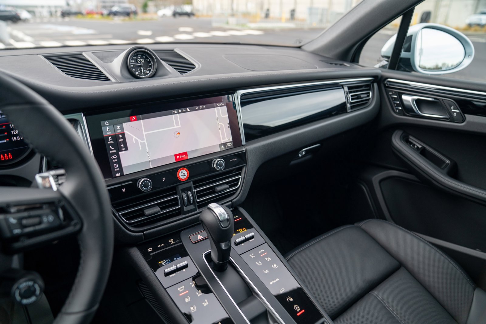 New 2026 Porsche Macan Turbo AWD/4WD image 16