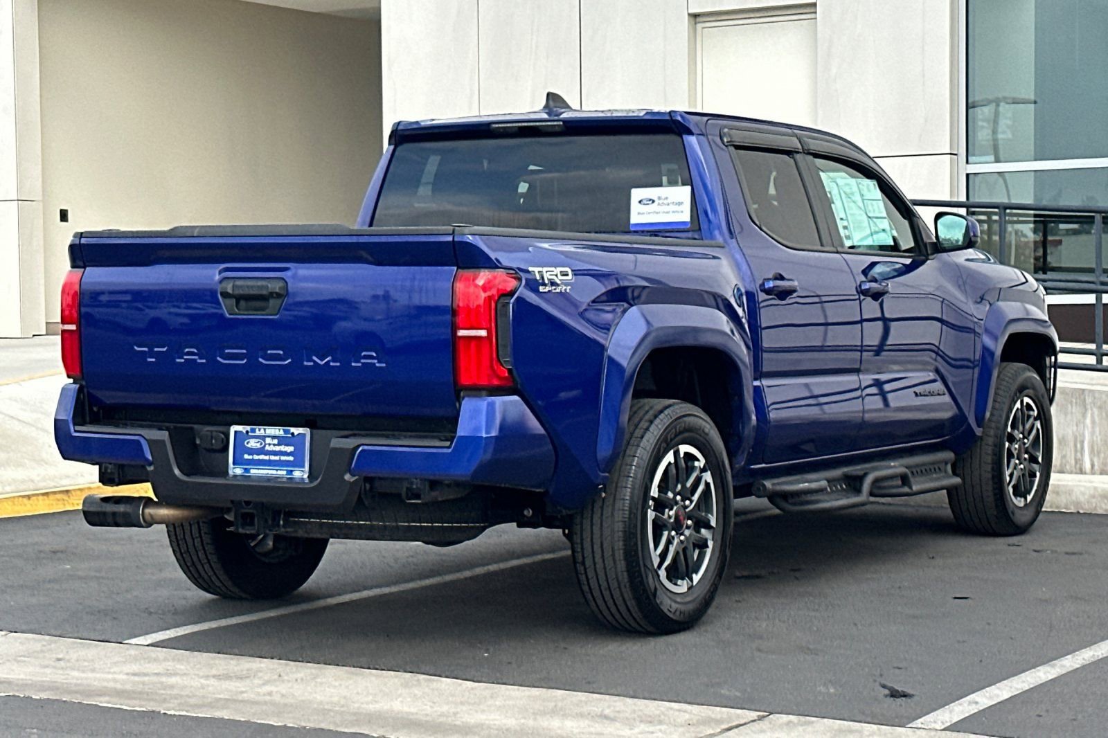 Used 2025 Toyota Tacoma TRD Sport image 3