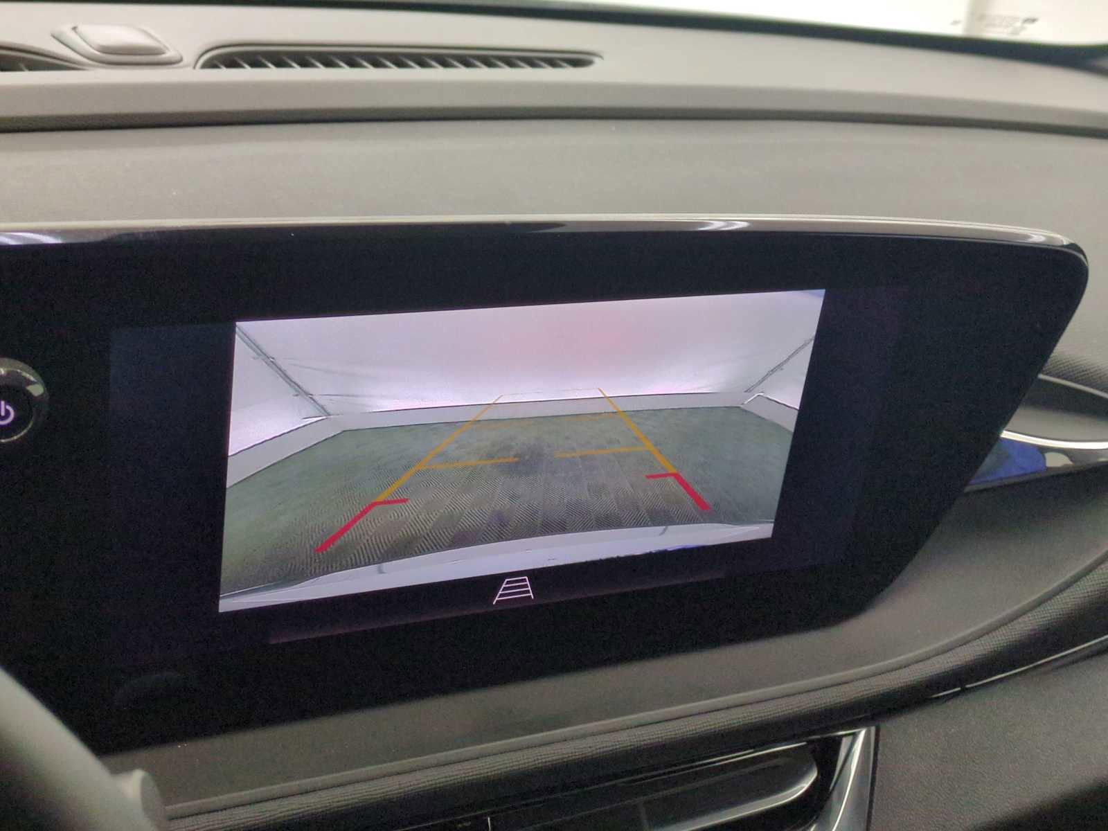 Used 2025 Buick Envista Avenir image 28