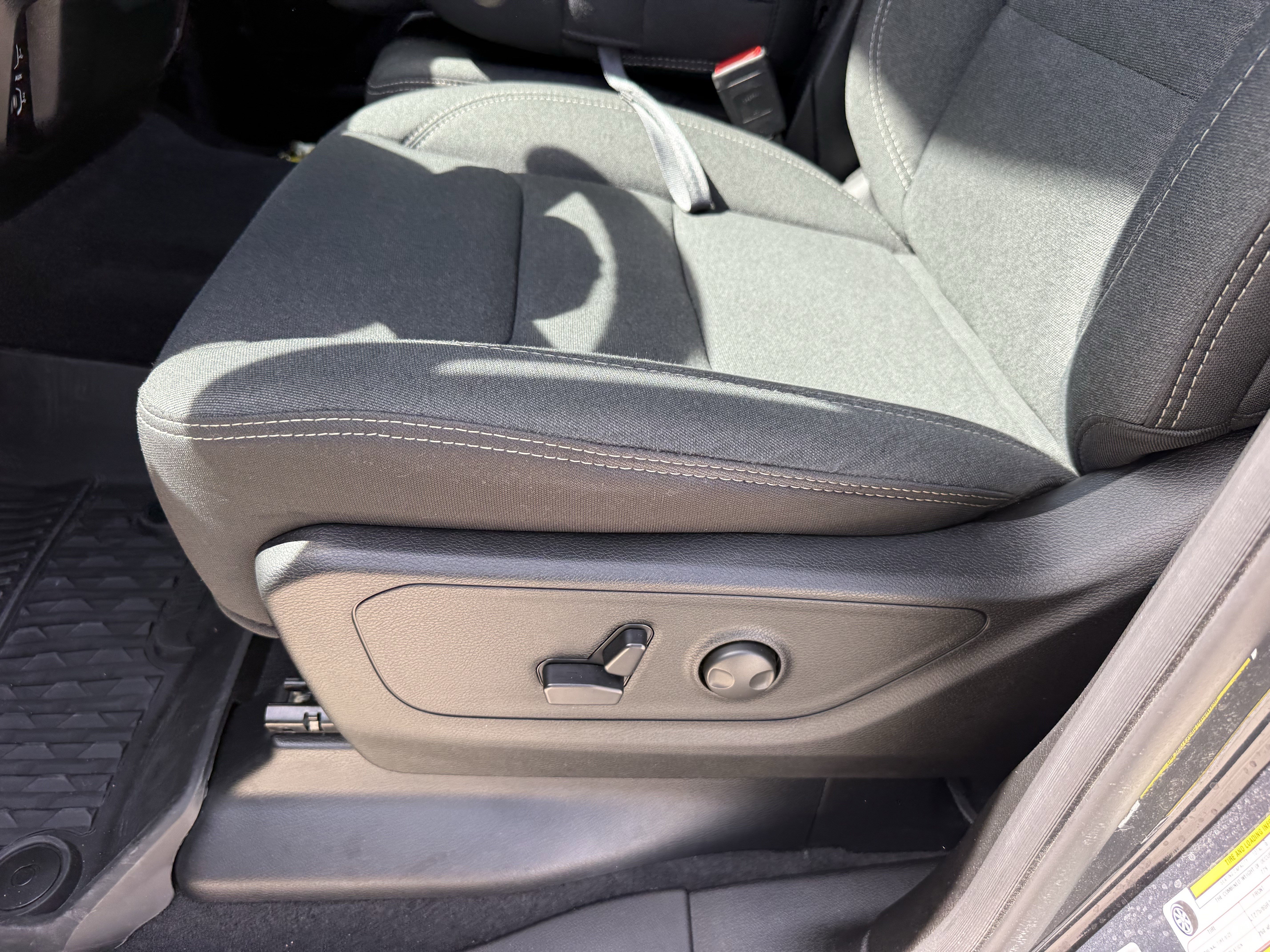 Used 2025 RAM 1500 Big Horn image 29