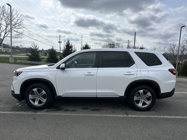 Used 2024 Honda Pilot EX-L image 2