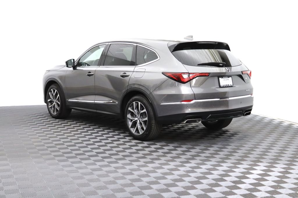 Used 2024 Acura MDX SH-AWD w/ Technology Package image 7