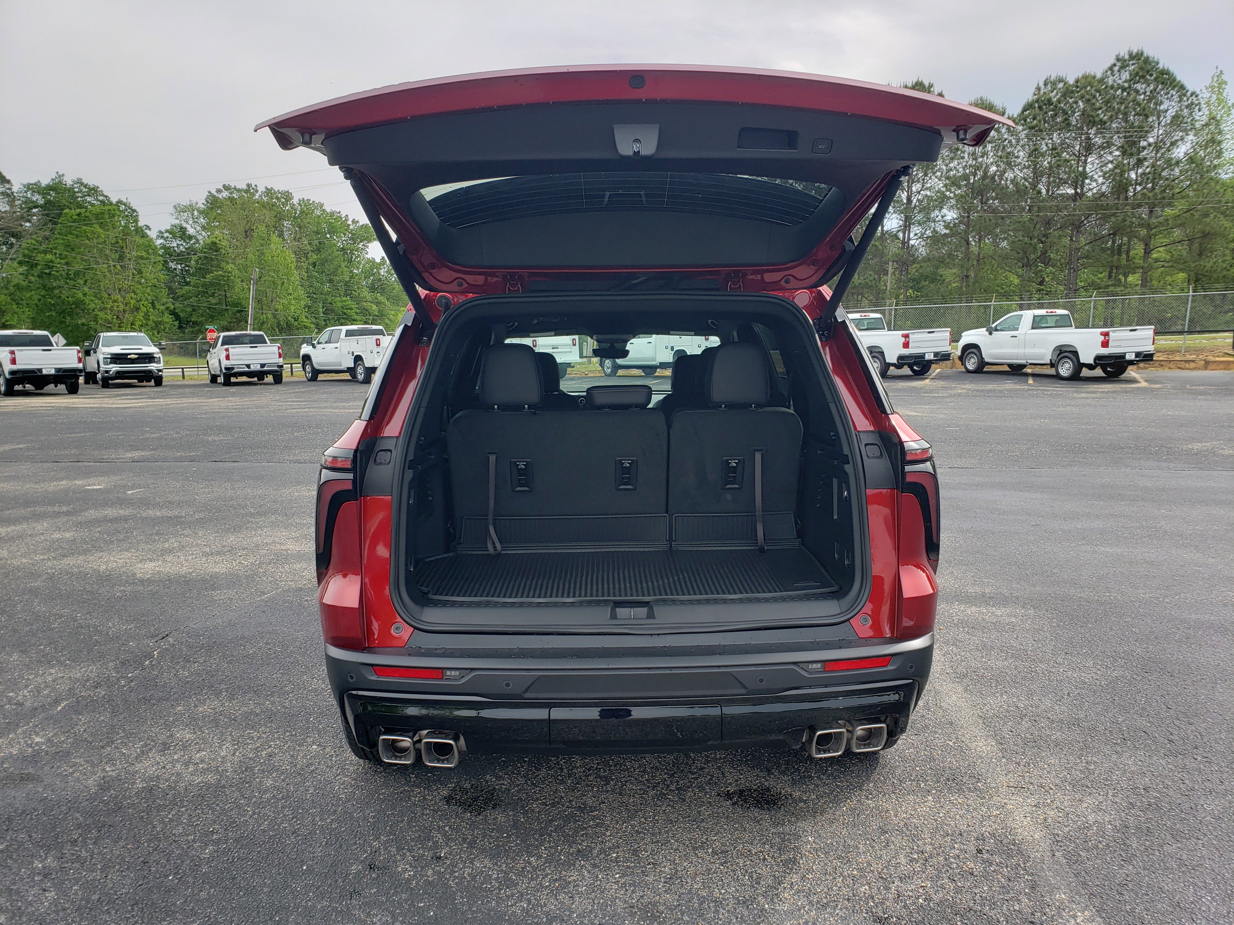 New 2026 Chevrolet Traverse LT image 9