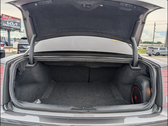 Used 2014 Chrysler 300 S RWD image 19
