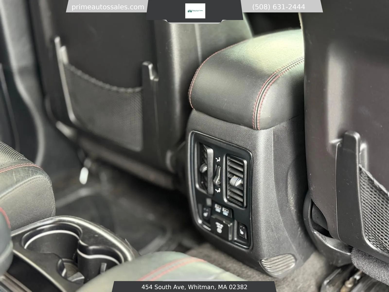 Used 2015 Dodge Durango R/T w/ Technology Group AWD/4WD image 36