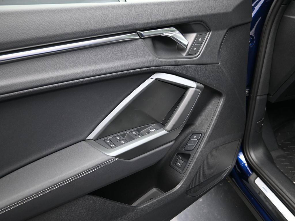 New 2025 Audi Q3 2.0T Premium AWD/4WD image 12