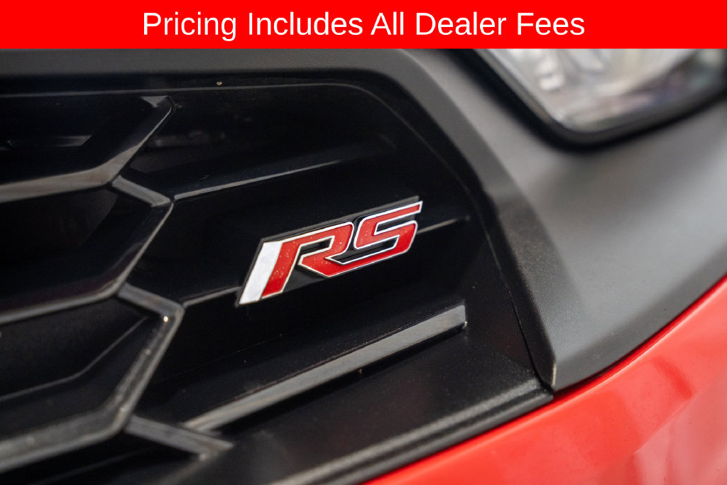 Used 2022 Chevrolet Camaro LT RWD image 5