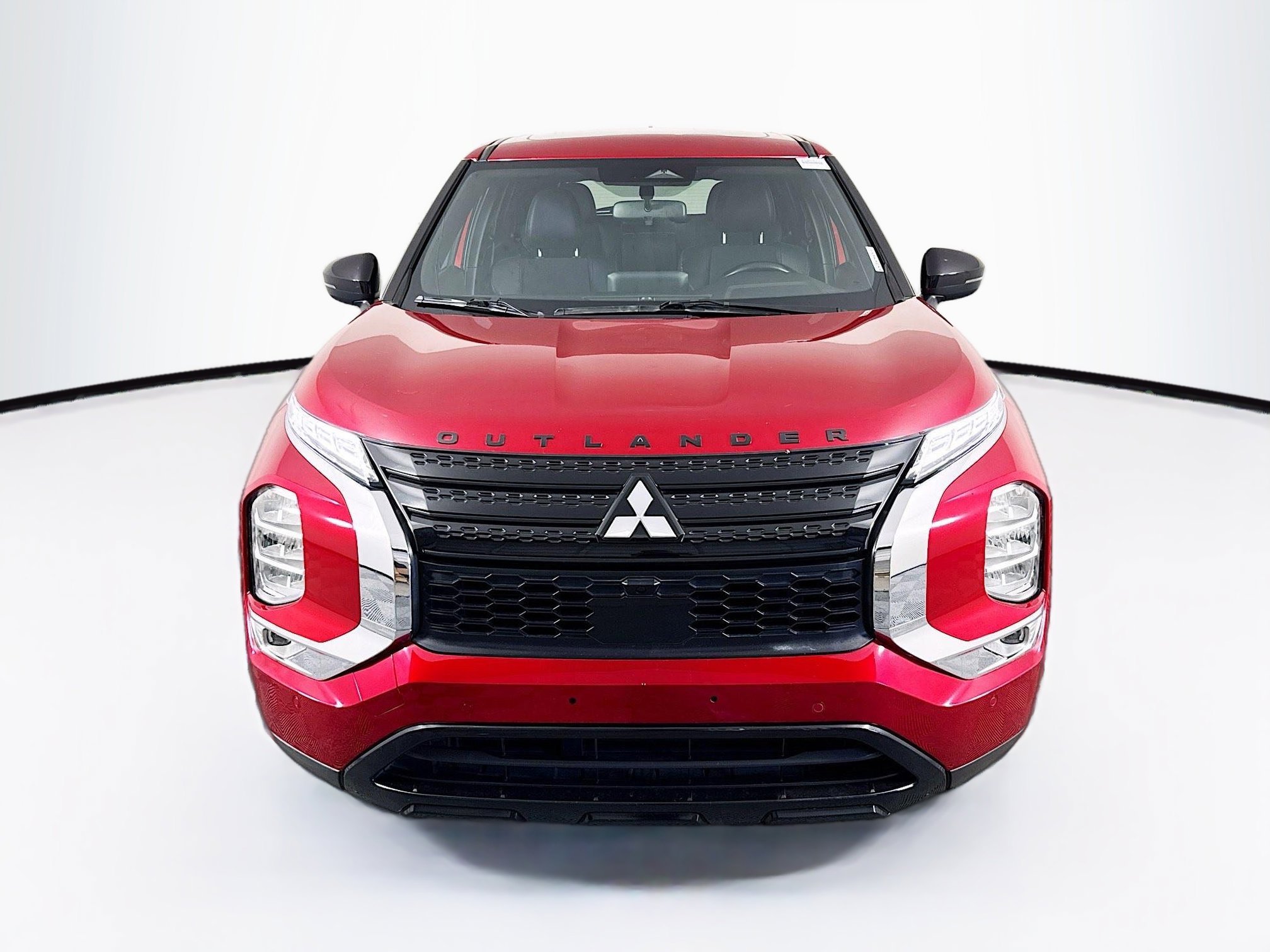 Used 2022 Mitsubishi Outlander SE FWD image 2