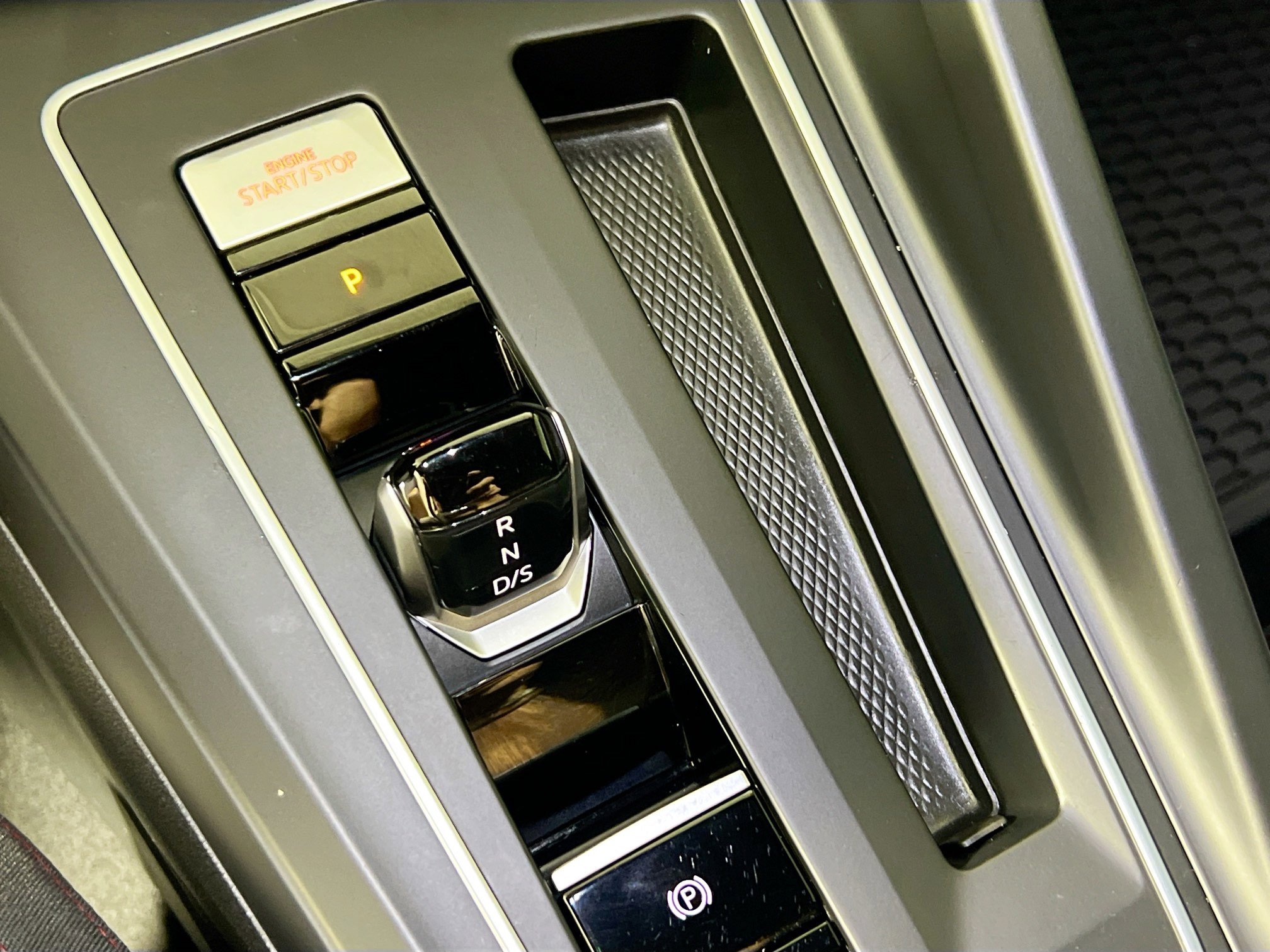 Used 2022 Volkswagen GTI S image 25