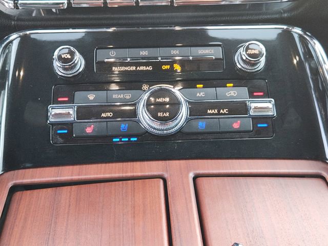 Used 2021 Lincoln Navigator L Reserve image 15