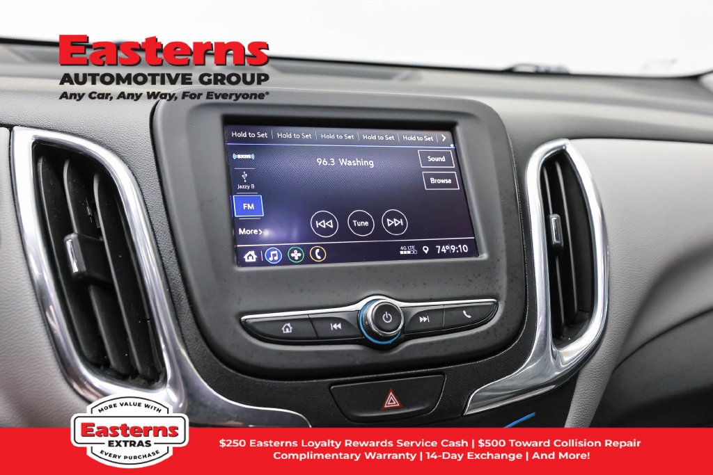 Used 2021 Chevrolet Equinox LT FWD image 19