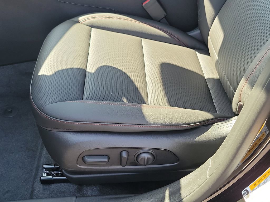 New 2026 Chevrolet Trax RS w/ Driver Confidence Package FWD image 13