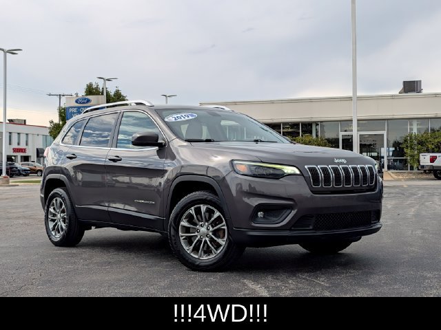 Used 2019 Jeep Cherokee Latitude Plus w/ Cold Weather Group AWD/4WD image 2