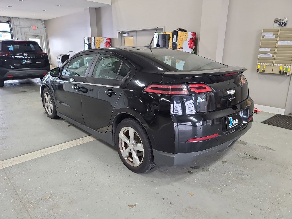 Used 2012 Chevrolet Volt Premium w/ Premium Trim Package image 4