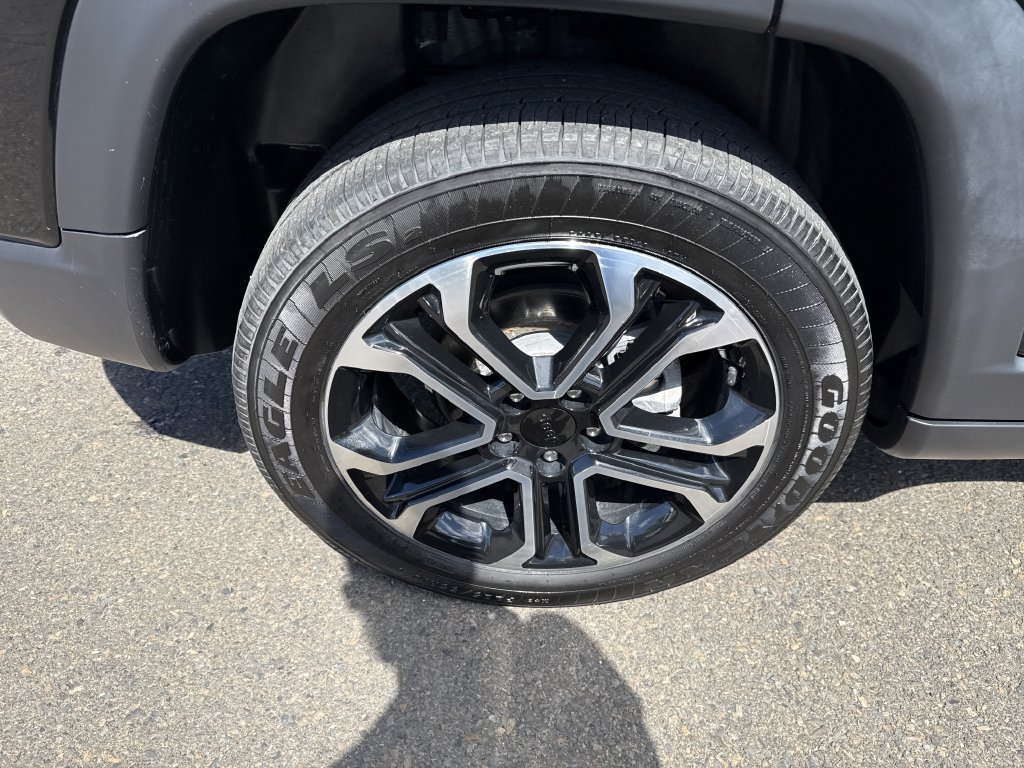 Used 2022 Jeep Compass Limited AWD/4WD image 30
