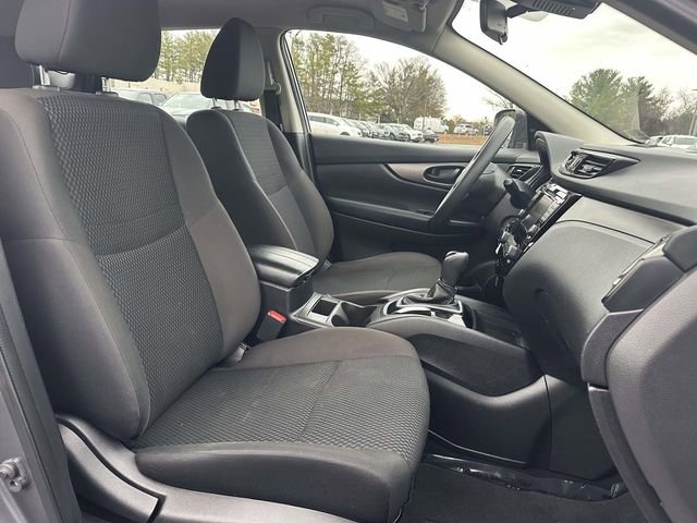 Used 2022 Nissan Rogue Sport S image 10