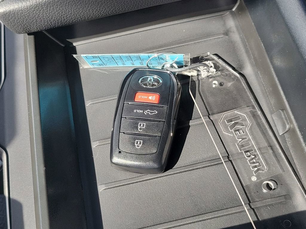 New 2026 Toyota Tundra Limited image 39