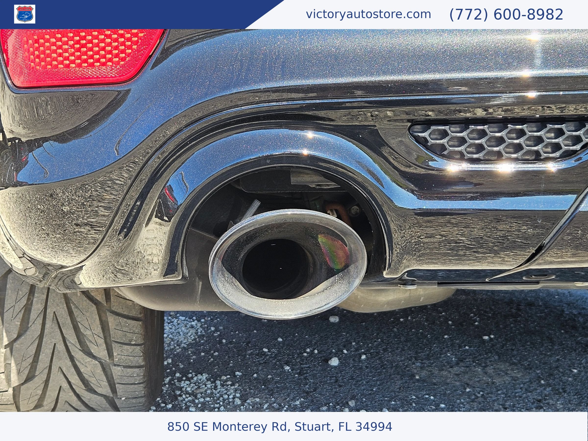 Used 2016 Jeep Grand Cherokee SRT AWD/4WD image 91