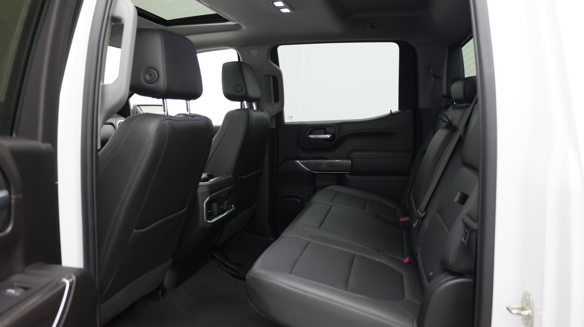 Used 2022 Chevrolet Silverado 1500 LTZ w/ LTZ Convenience Package II AWD/4WD image 27