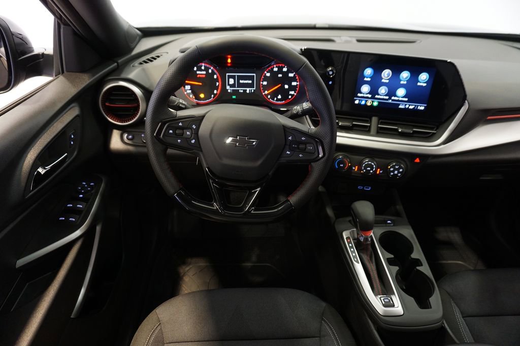 New 2026 Chevrolet Trax RS image 12