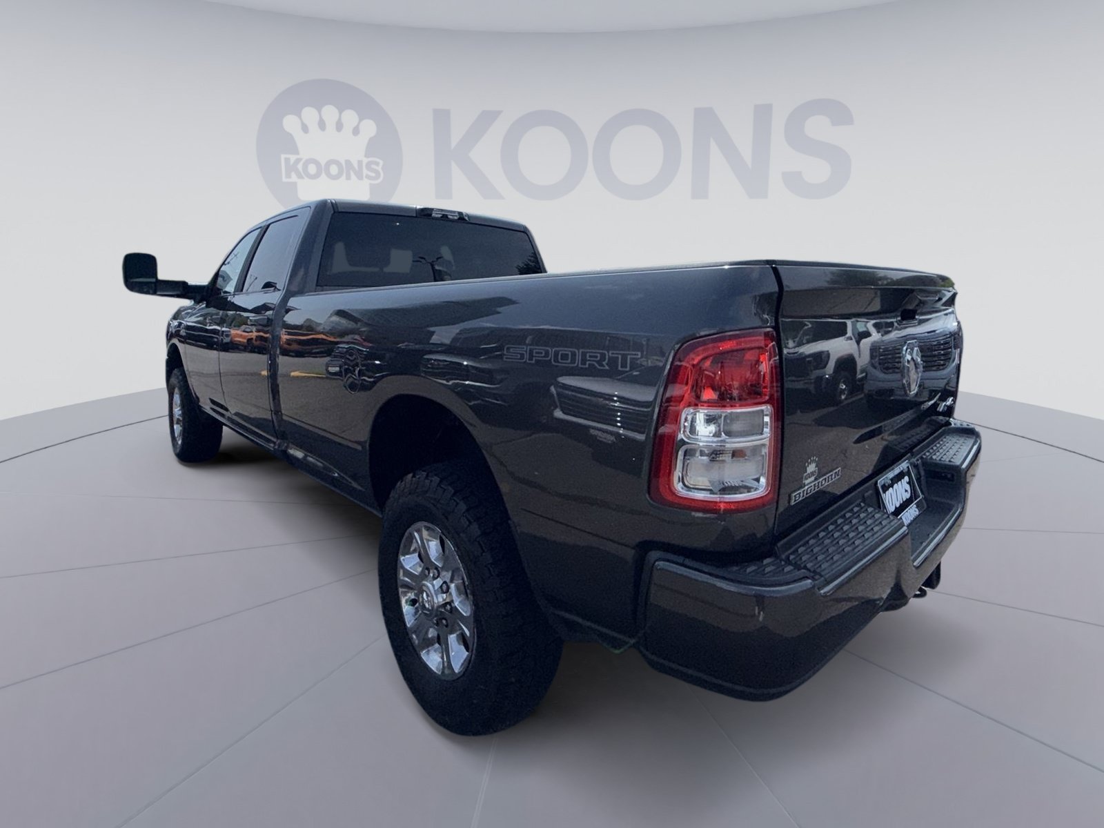 Used 2022 RAM 3500 Big Horn w/ Towing Technology Group B AWD/4WD image 4