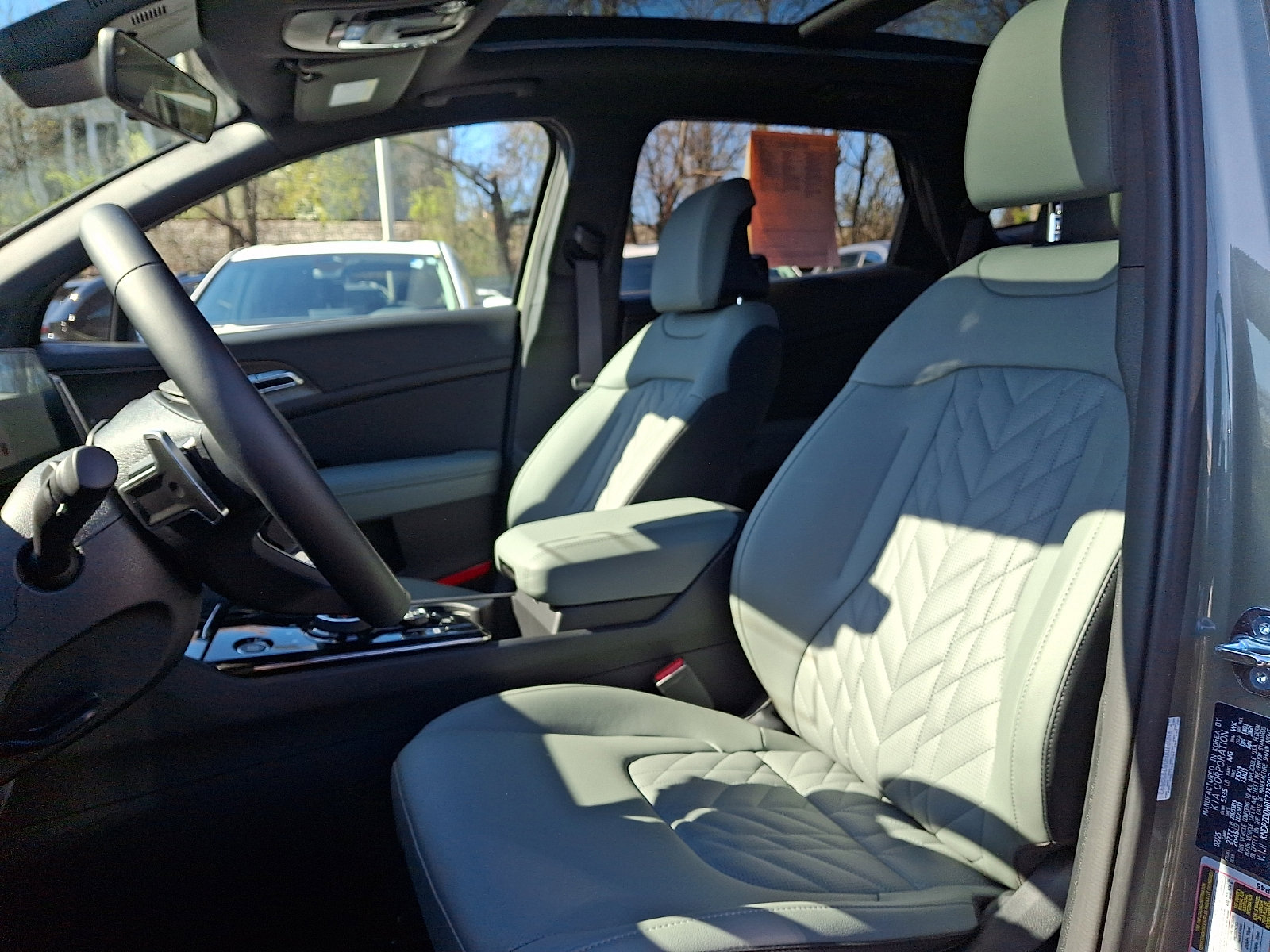 Certified 2025 Kia Sportage X-Line Prestige image 12