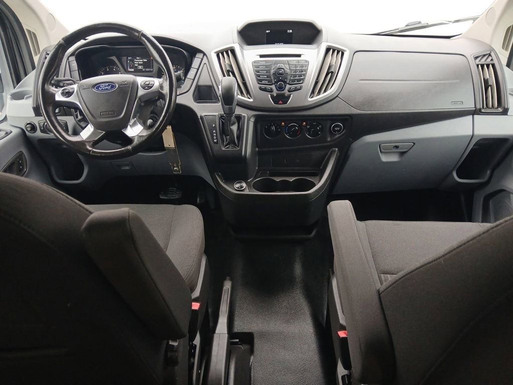 Used 2018 Ford Transit 150 XLT image 10