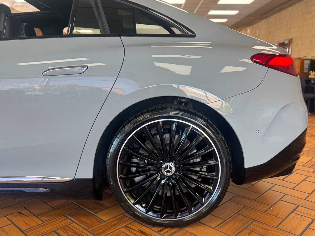 Used 2023 Mercedes-Benz EQE 500 4MATIC Sedan image 16