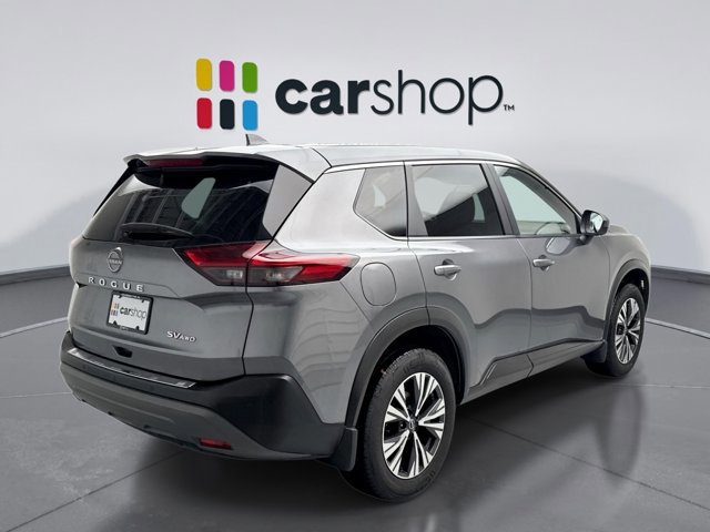 Used 2023 Nissan Rogue SV image 5