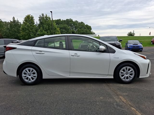 Used 2022 Toyota Prius LE FWD image 7