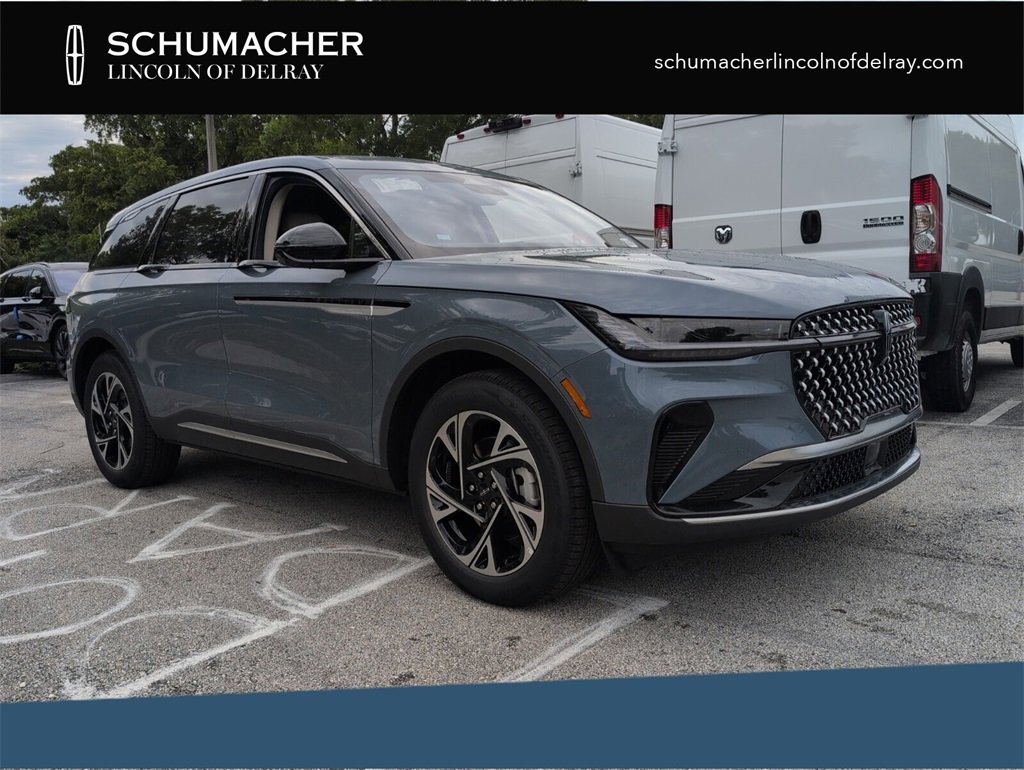 New 2025 Lincoln Nautilus Premier image 1