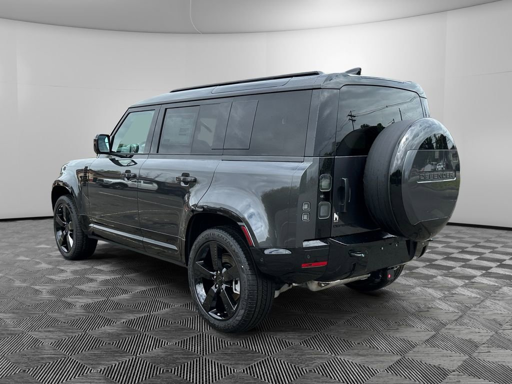 New 2026 Land Rover Defender 110 X-Dynamic SE AWD/4WD image 3