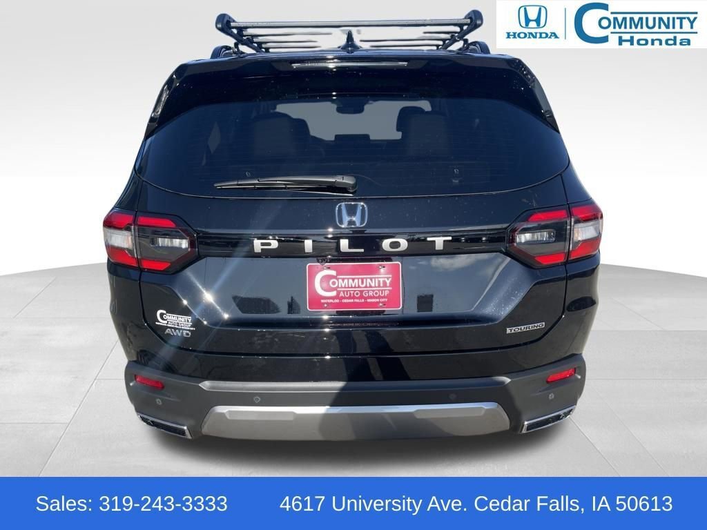 New 2026 Honda Pilot Touring image 5