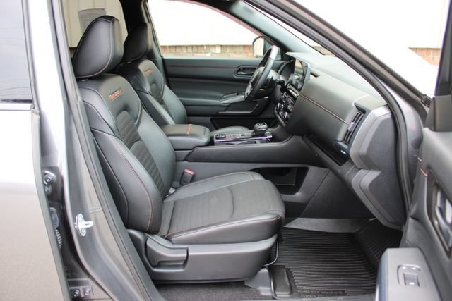 Used 2023 Nissan Pathfinder Rock Creek AWD/4WD image 48