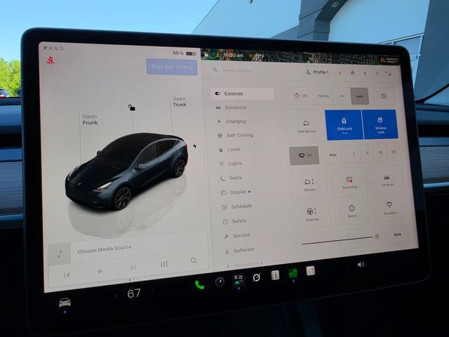 Used 2025 Tesla Model Y Long Range RWD image 41