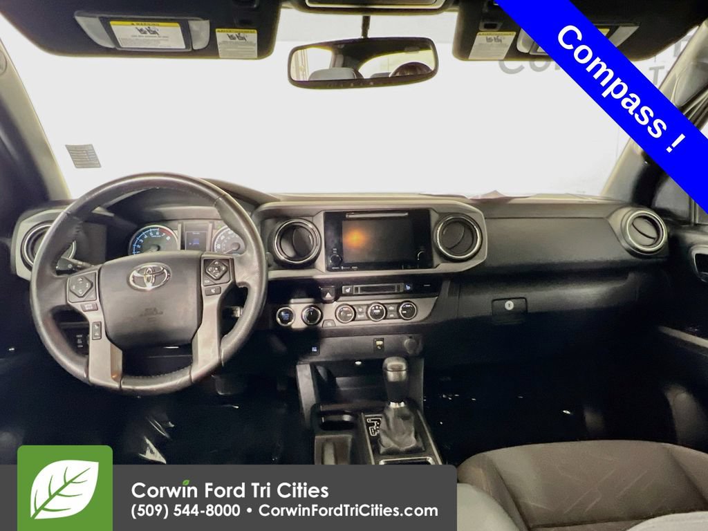 Used 2017 Toyota Tacoma SR5 AWD/4WD image 7