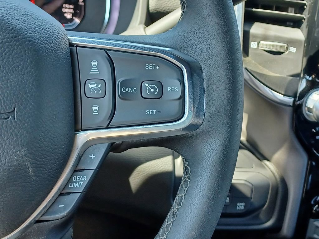 Used 2026 RAM 2500 Laramie AWD/4WD image 20