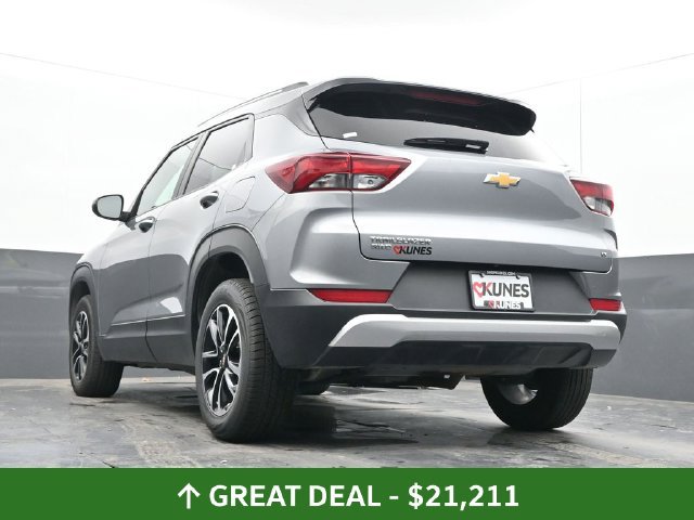 Used 2025 Chevrolet TrailBlazer LT AWD/4WD image 52