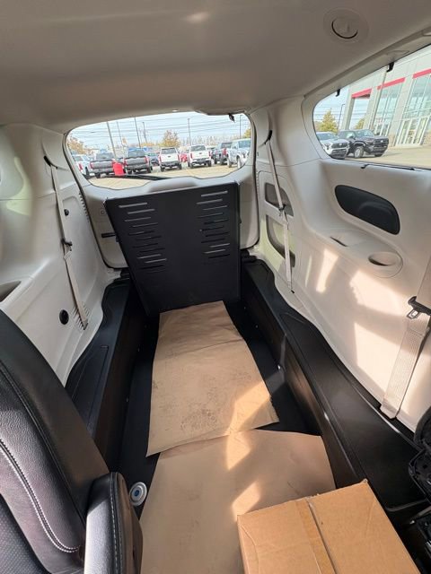 Used 2022 Chrysler Pacifica Touring-L image 15