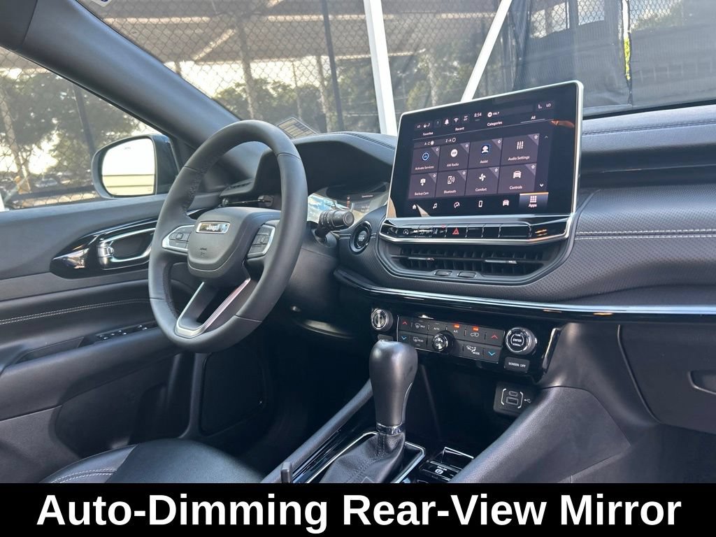 Certified 2024 Jeep Compass Latitude w/ Convenience Group AWD/4WD image 24