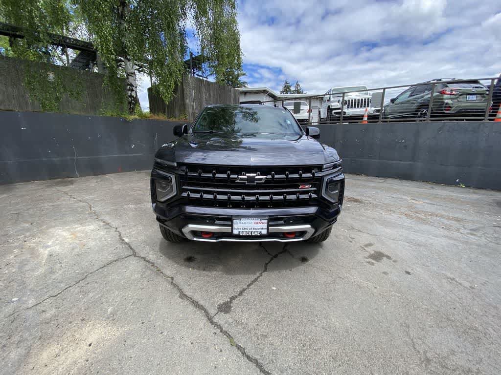 Used 2025 Chevrolet Suburban Z71 AWD/4WD image 9