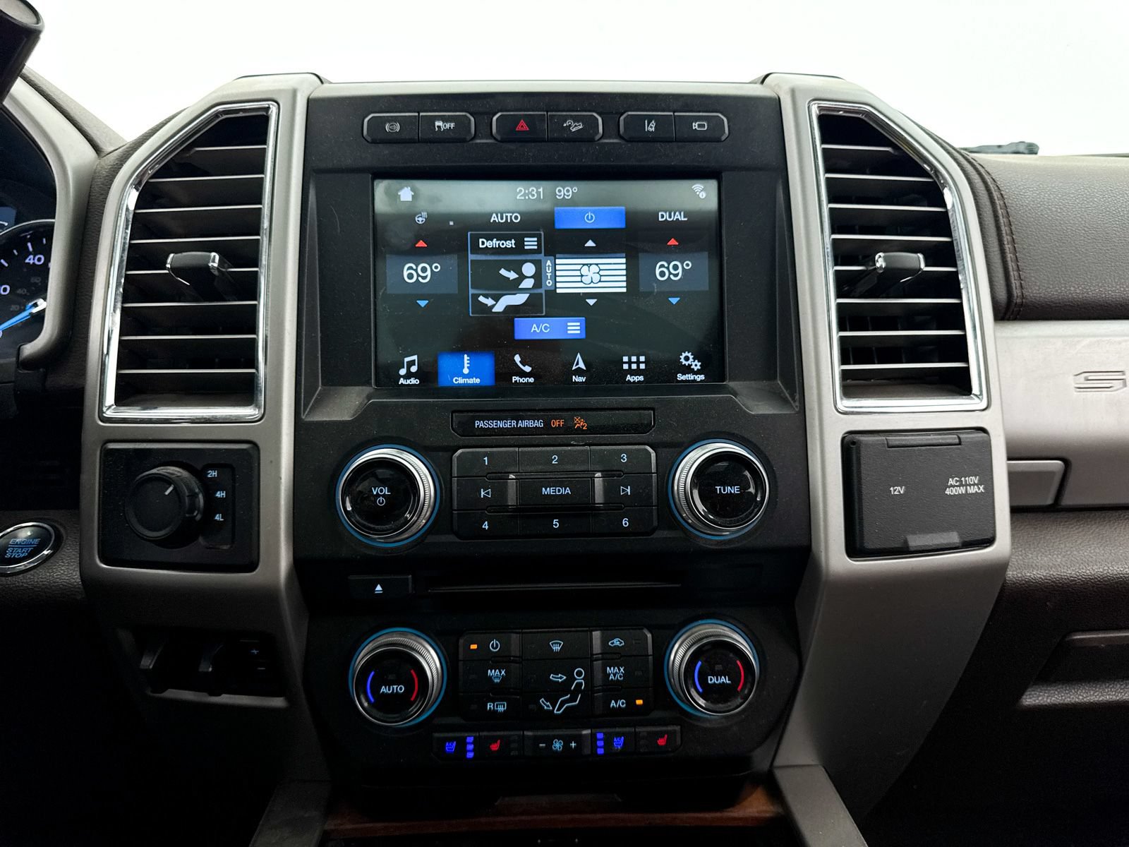 Used 2018 Ford F450 King Ranch w/ King Ranch Ultimate Package AWD/4WD image 18