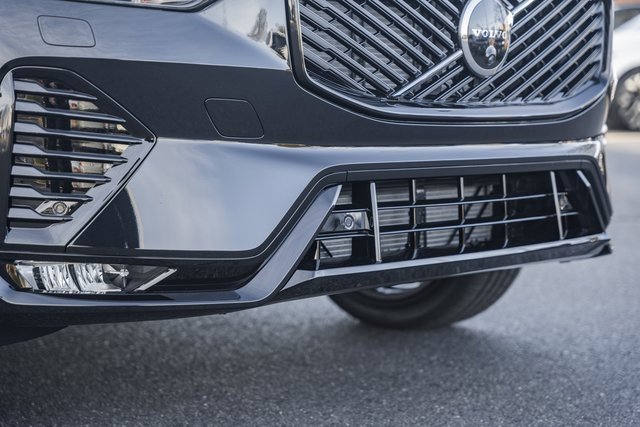 New 2026 Volvo XC60 B5 Plus w/ Protection Package Premier image 12