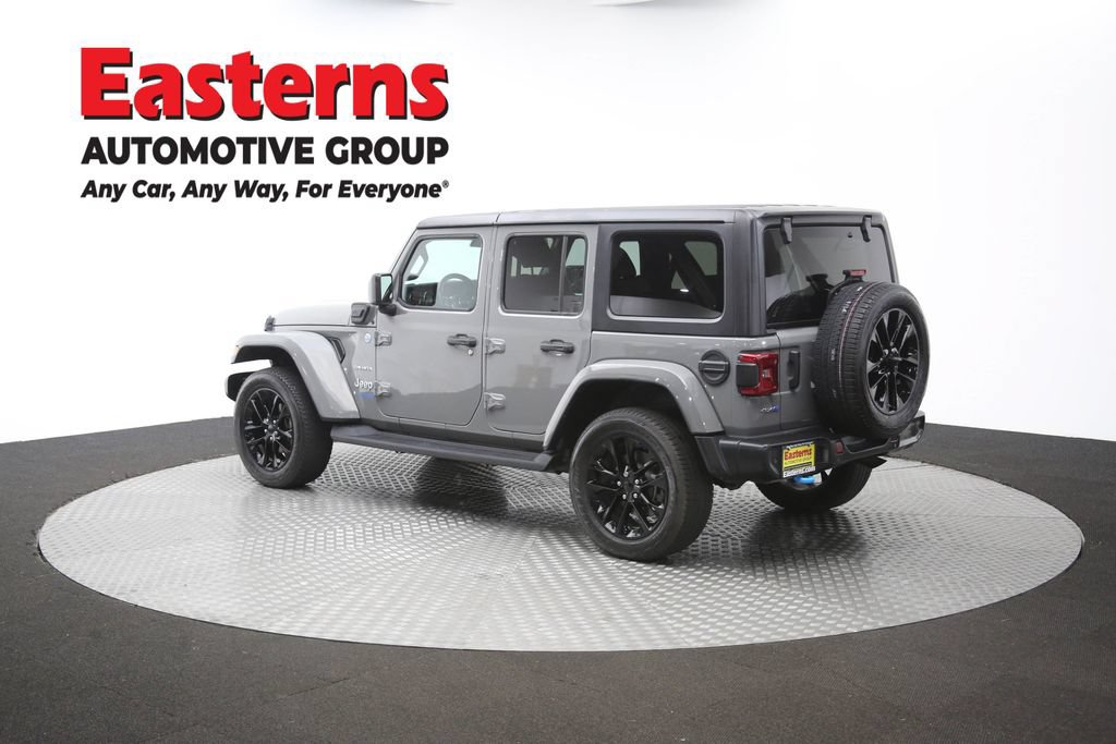 Used 2022 Jeep Wrangler Unlimited Sahara w/ Cold Weather Group AWD/4WD image 62