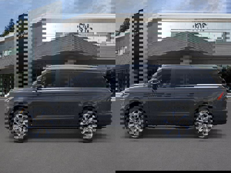 New 2026 Lincoln Navigator L Black Label image 3