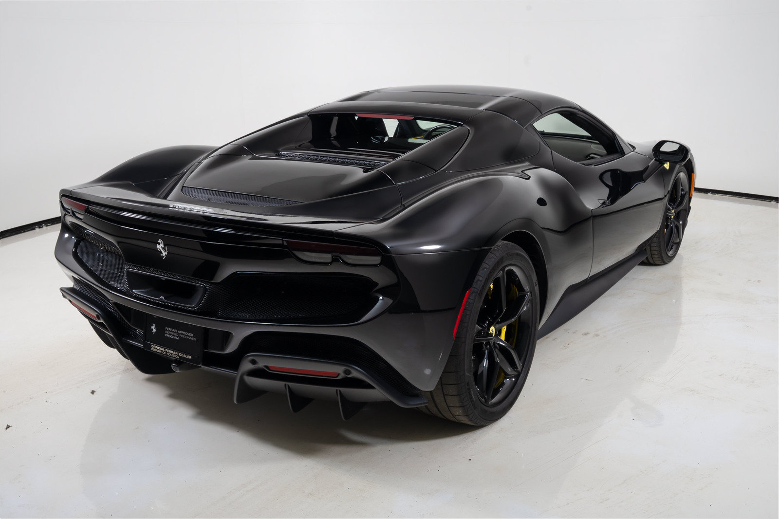 Certified 2026 Ferrari 296 GTS RWD image 32